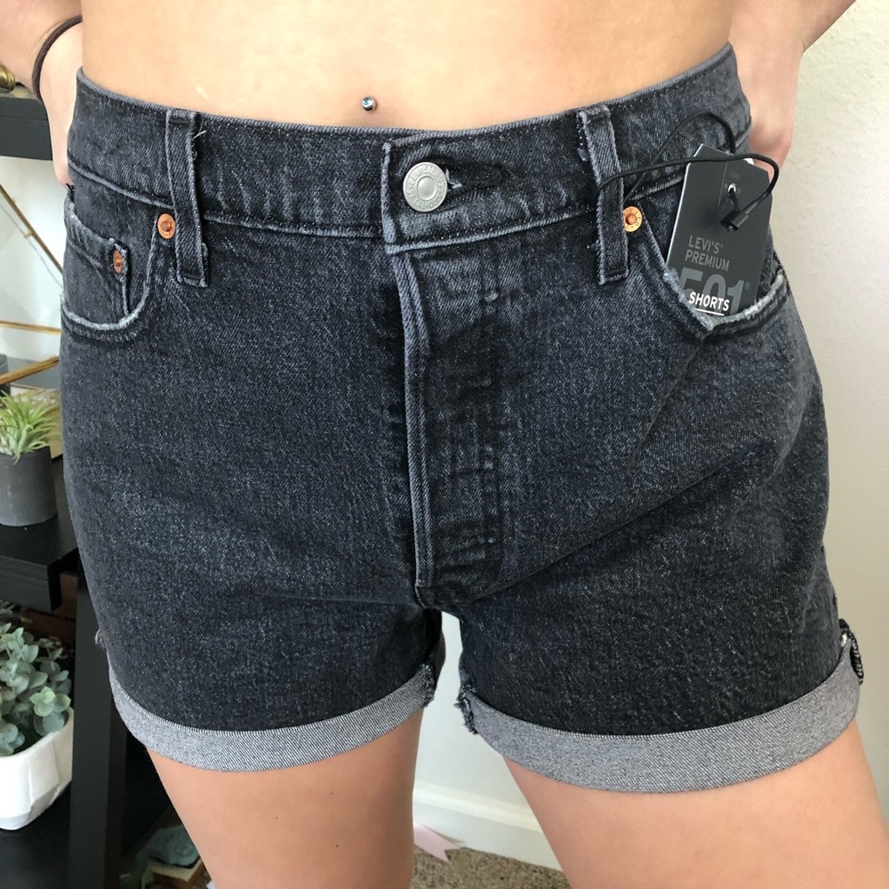 Levis Black stonewash jean shorts